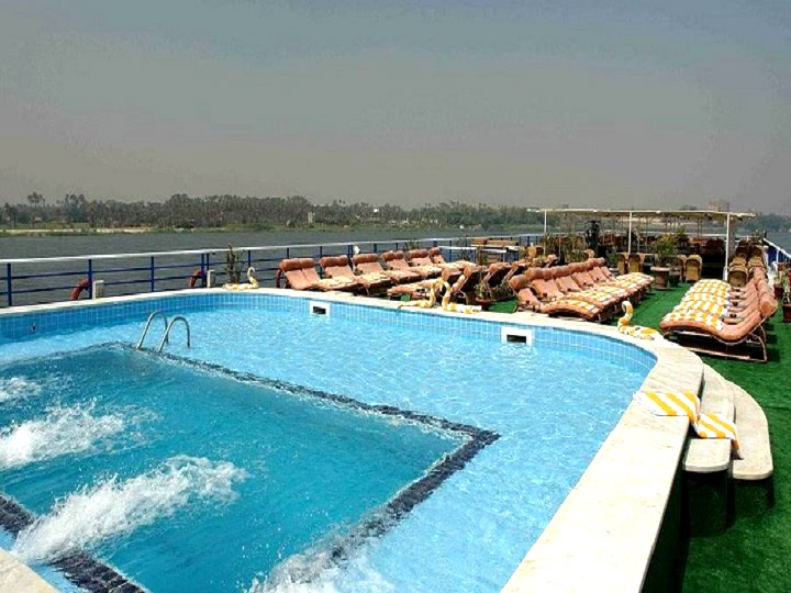 nile cruise with pool