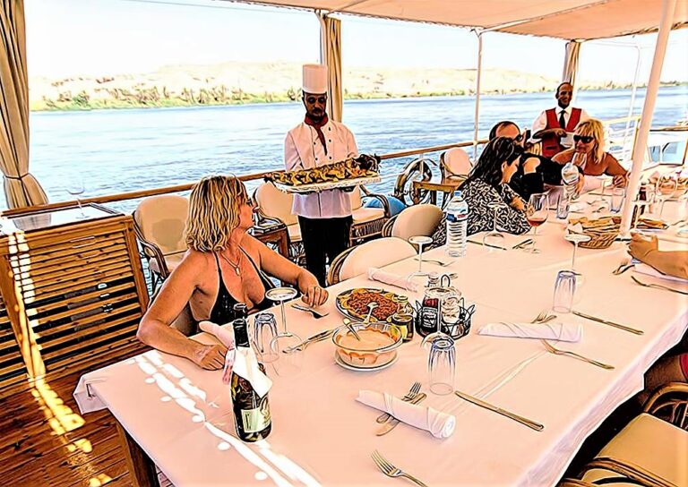 can you drink alcohol on nile cruise